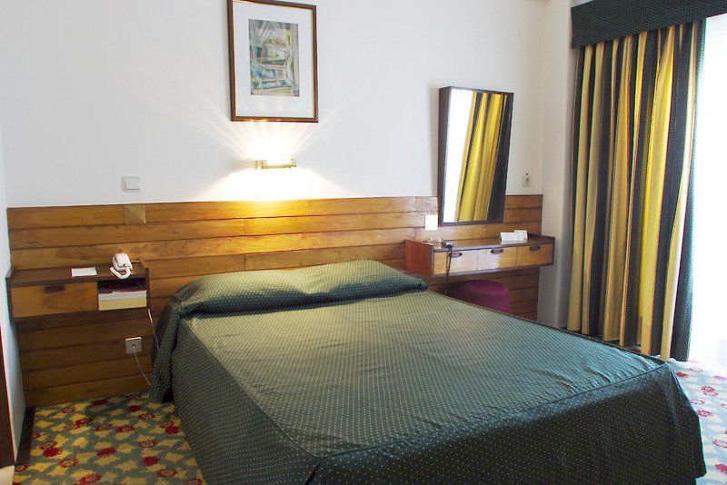 Hotel Jorge V Lisbon Ruang foto